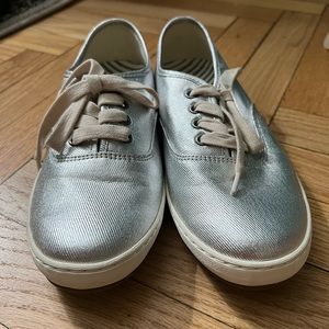 Silver Taos (brand new)
